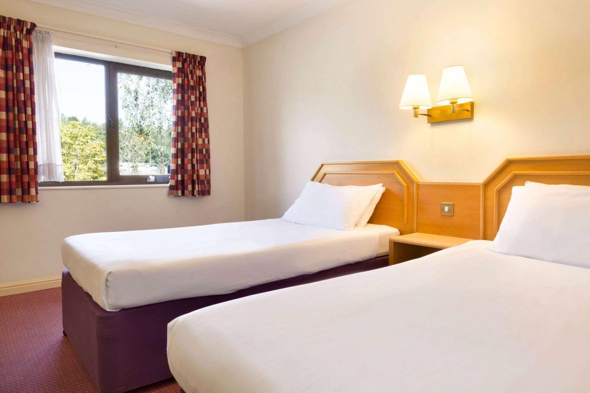 Days Inn Southampton Rownhams Chilworth  Exteriör bild