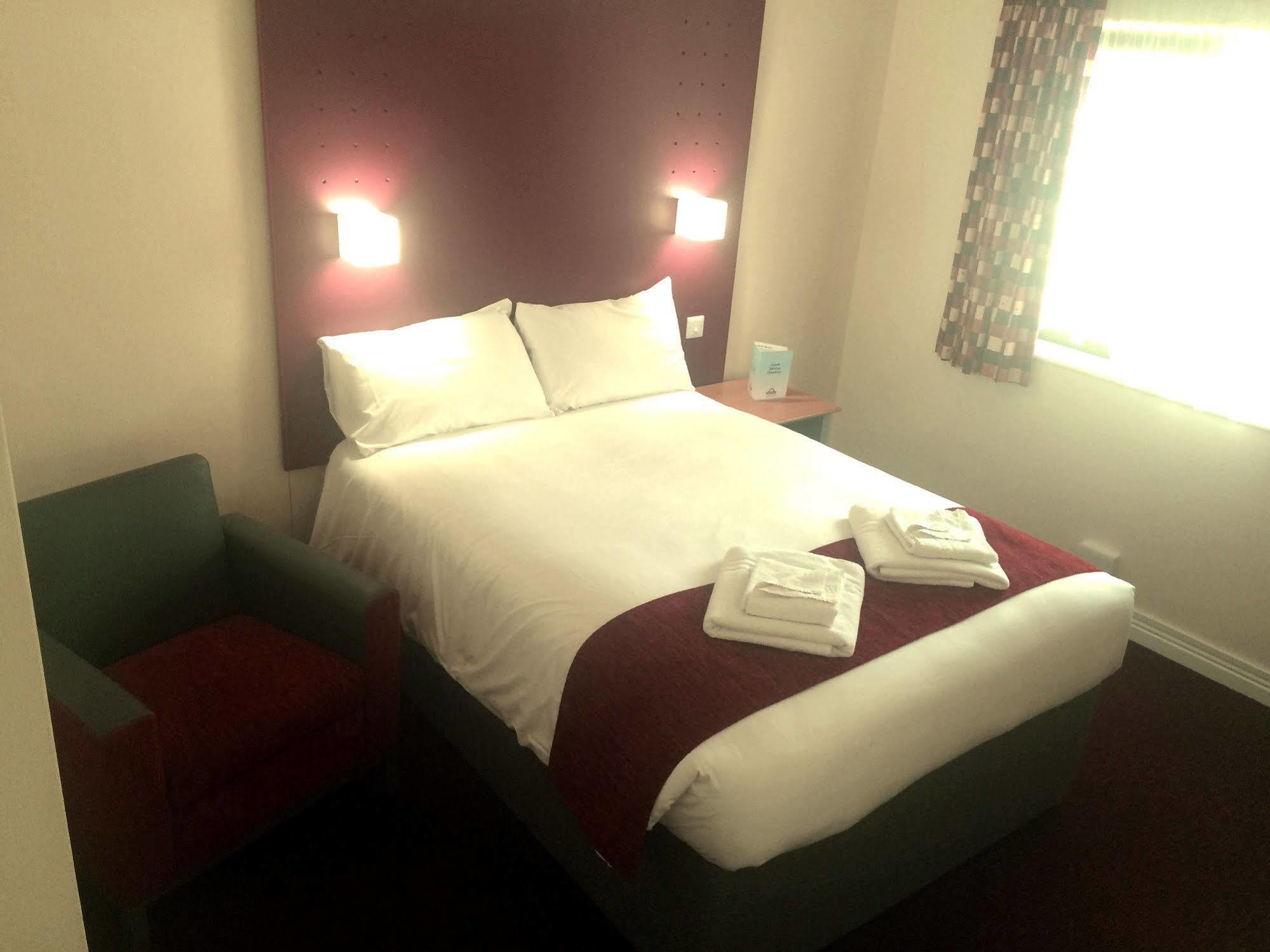 Days Inn Southampton Rownhams Chilworth  Exteriör bild